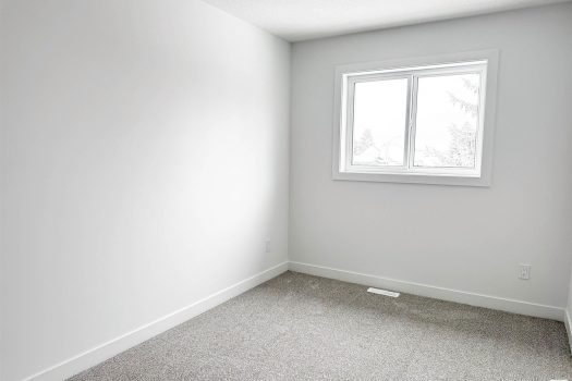 1312 35 ST NW